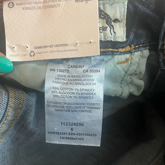 NWT Wrangler High Rise True Straight Crop Jeans Size 6/28 - Picture 5 of 7